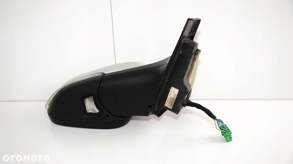 LUSTERKO PRAWE VOLVO V70 III 3 07-13R 8PIN 42600 - 10