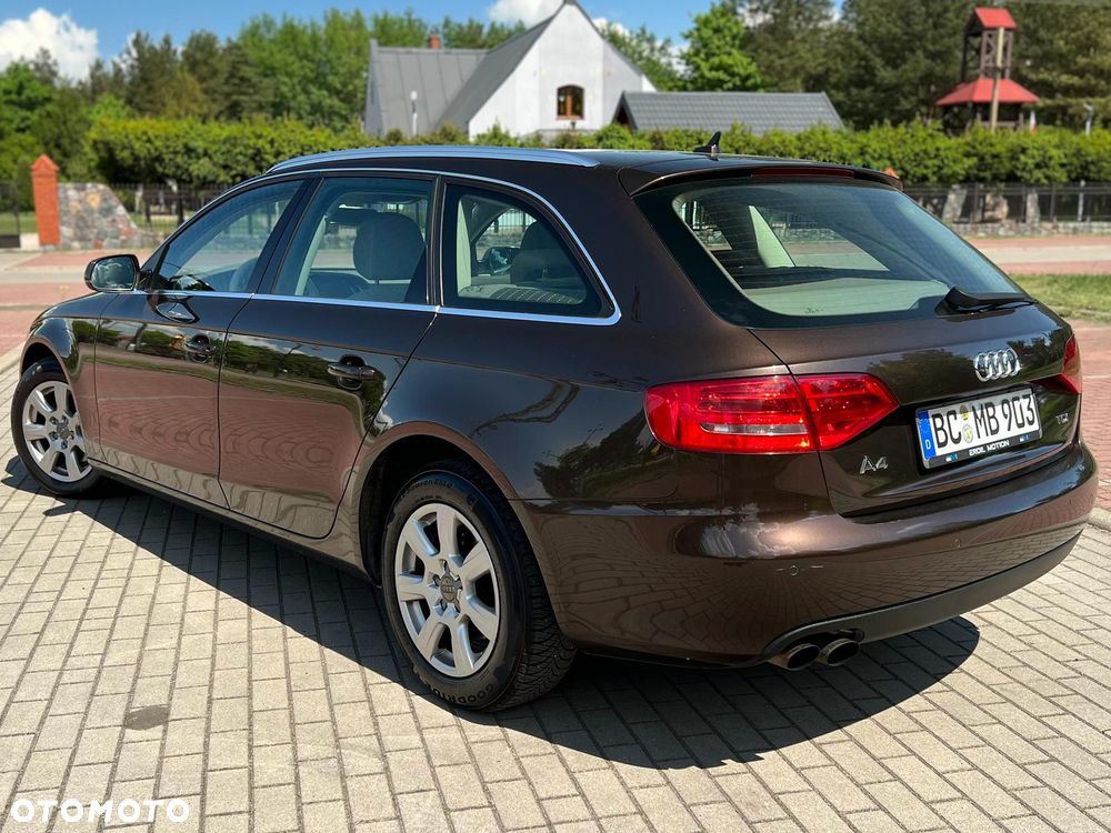 Audi A4 Avant 2.0 TDI DPF multitronic Attraction - 14