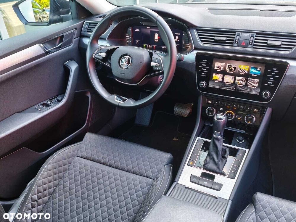 Skoda Superb 1.5 TSI Ambition DSG - 18