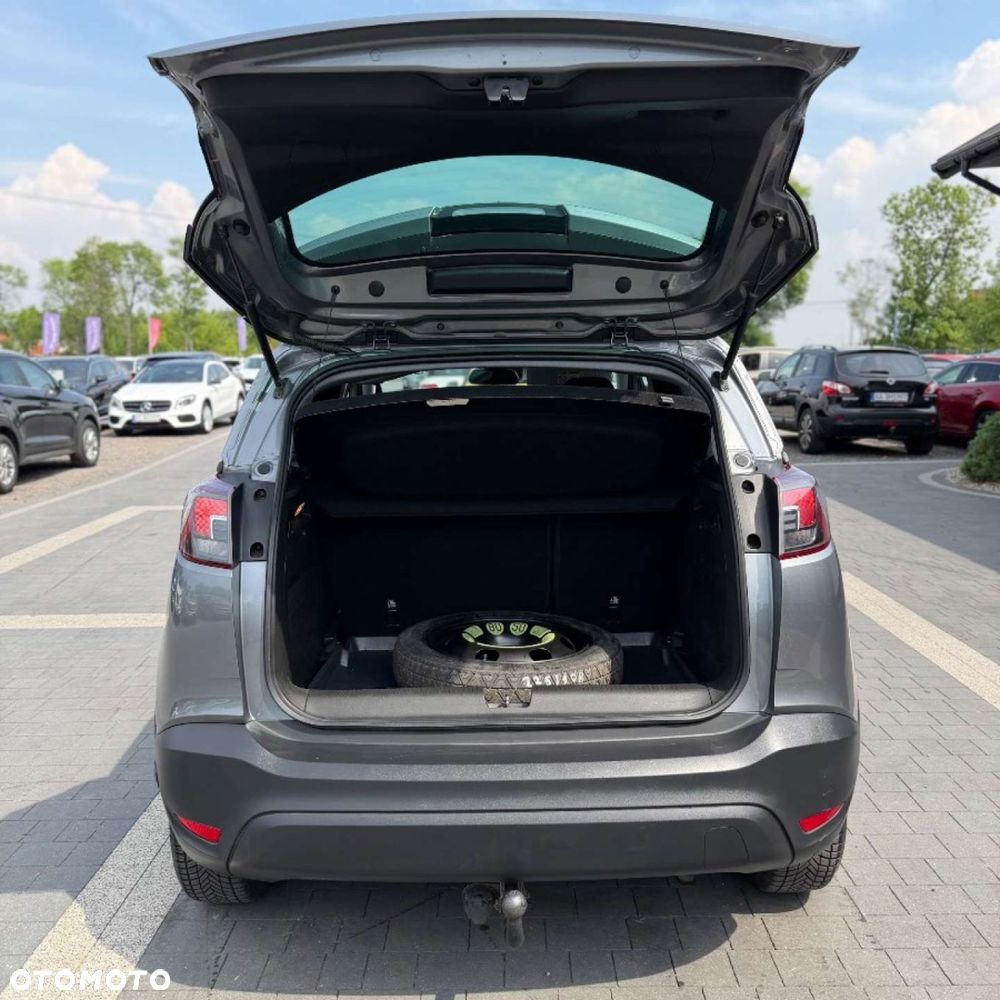 Opel Crossland X - 13
