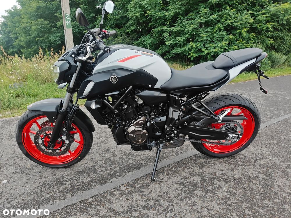 Yamaha MT - 5
