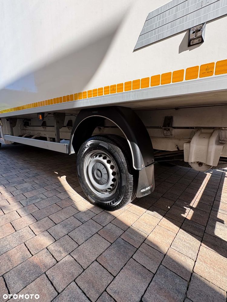 Volkswagen Crafter - 10