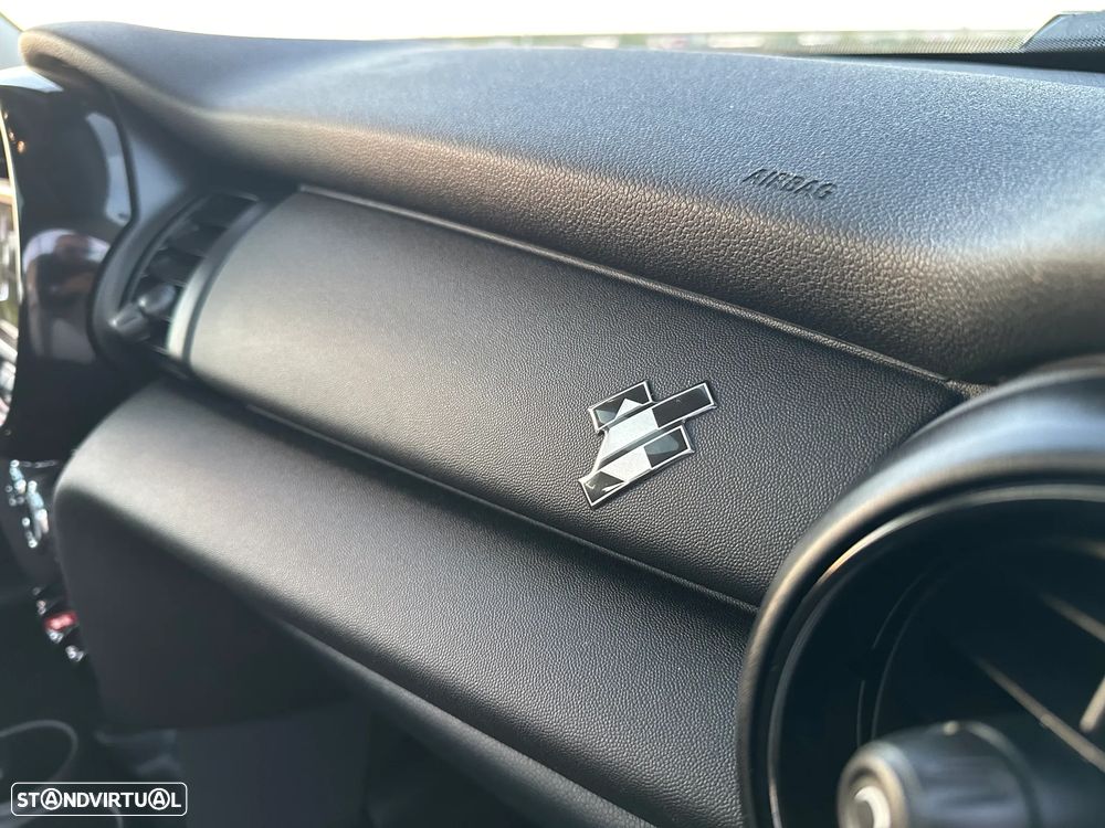 MINI 3 Portas One Auto - 33