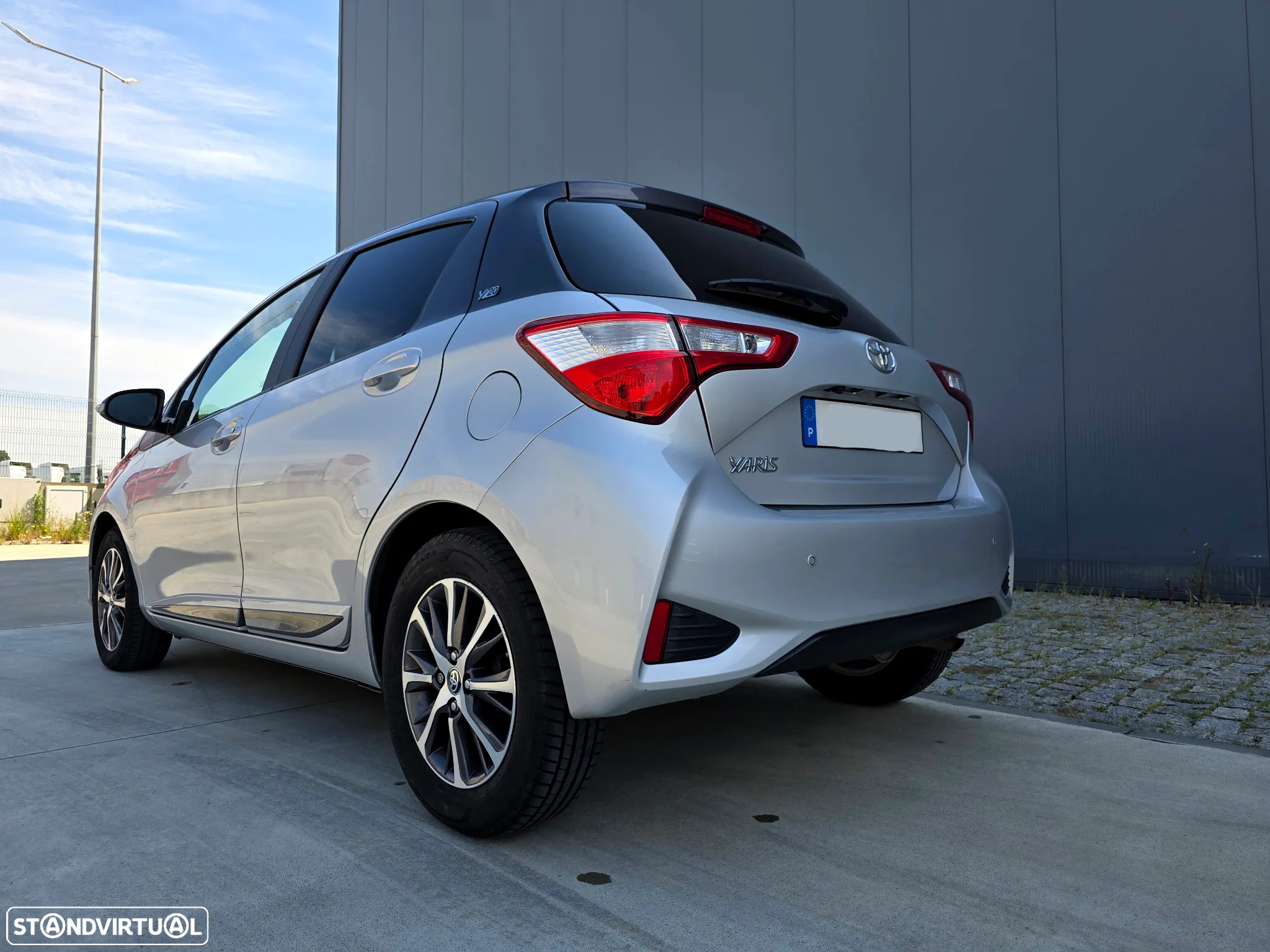 Toyota Yaris 1.0 VVT-i Y20 Club - 4