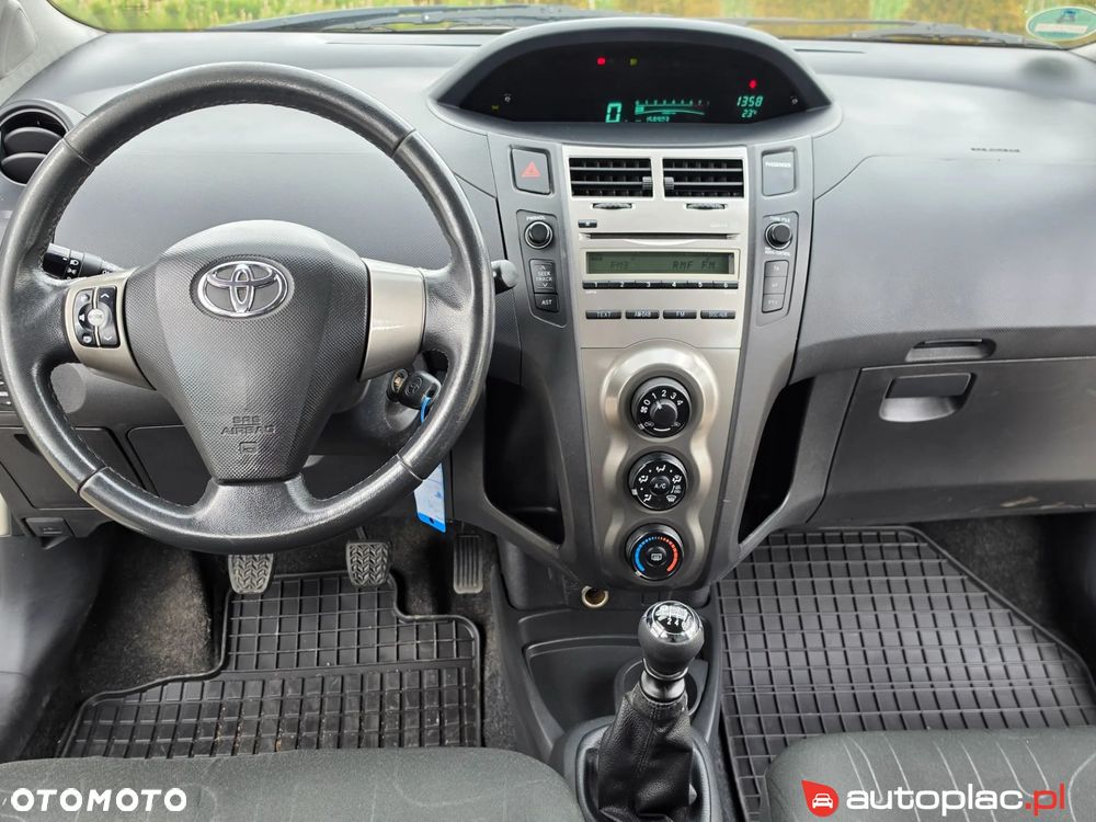 Toyota Yaris 1.33 Sol - 12