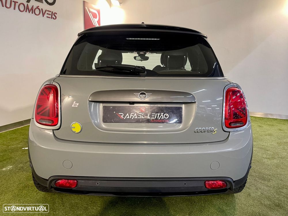 MINI 3 Portas Cooper SE Classic - 8