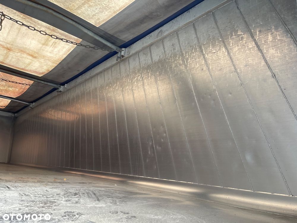 Schmitz Cargobull 55m3 - 18