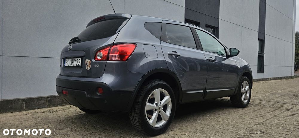 Nissan Qashqai 2.0 dCi 4 x 4 DPF tekna - 4