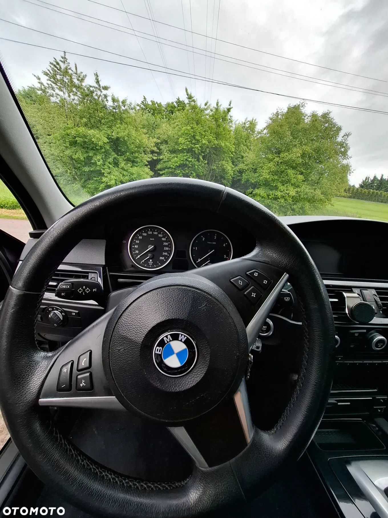 BMW Seria 5 525d Touring - 3