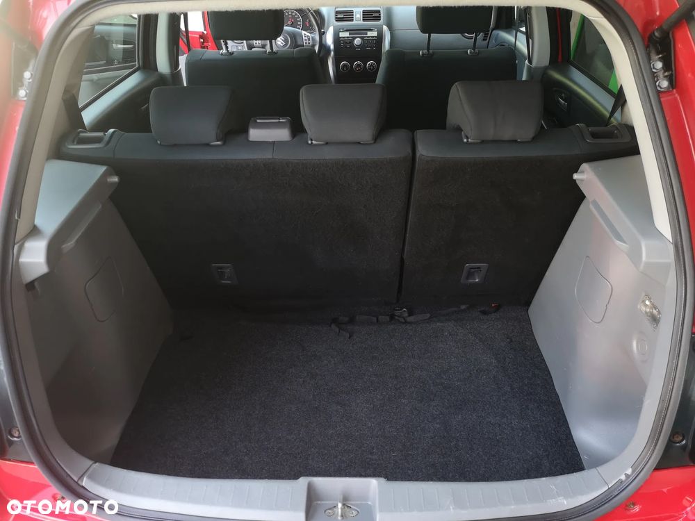 Suzuki SX4 1.6 VVT 4x4 Comfort - 31