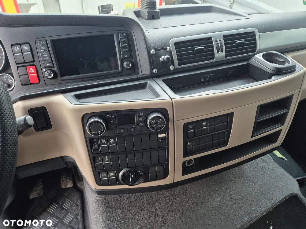 MAN Tgm 18.320 FULL SERWIS UNIKAT TOP ORYGINALNY PRZEBIEG z Niemiec AUTOMAT WINDA ACC Pirelli klima postojowa 18.250 18.290 15.250 15.290 15.320 - 11