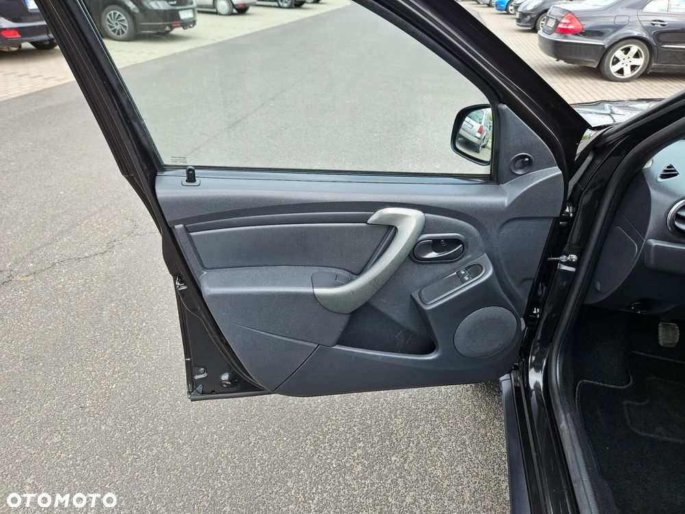 Dacia Duster 1.6 SCe Access S&S - 9