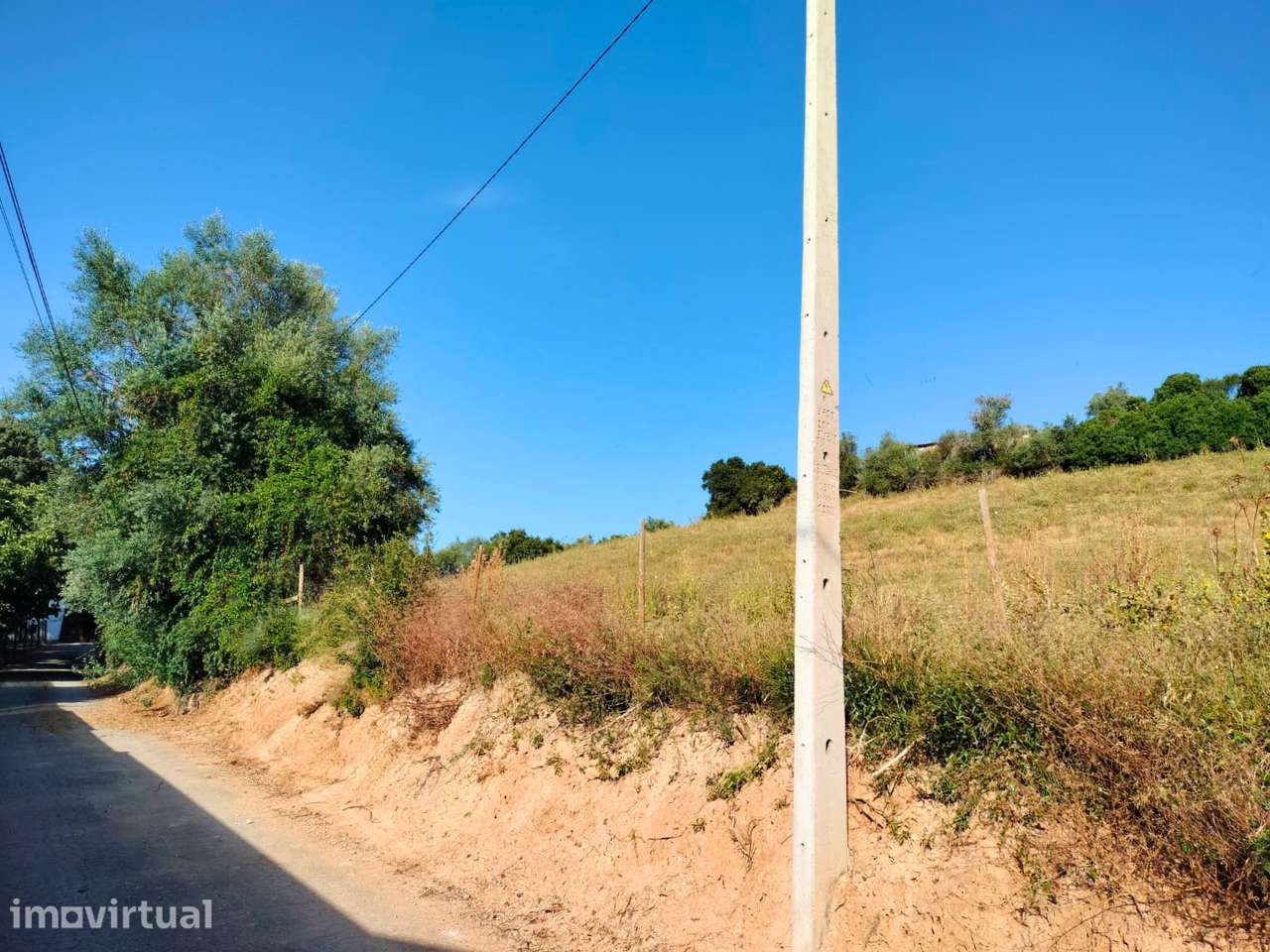Lote de terreno urbano com área de 2.644m² - Grande imagem: 5/18
