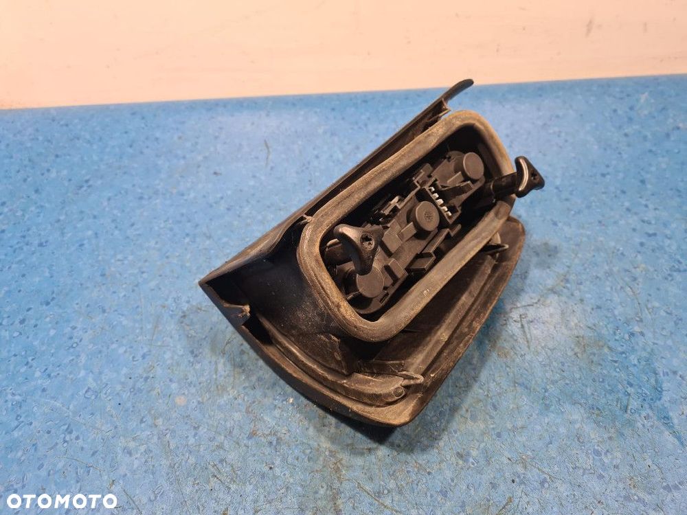 PEUGEOT 806 LAMPA TYŁ LEWA ZEWNĘTRZNA - 8