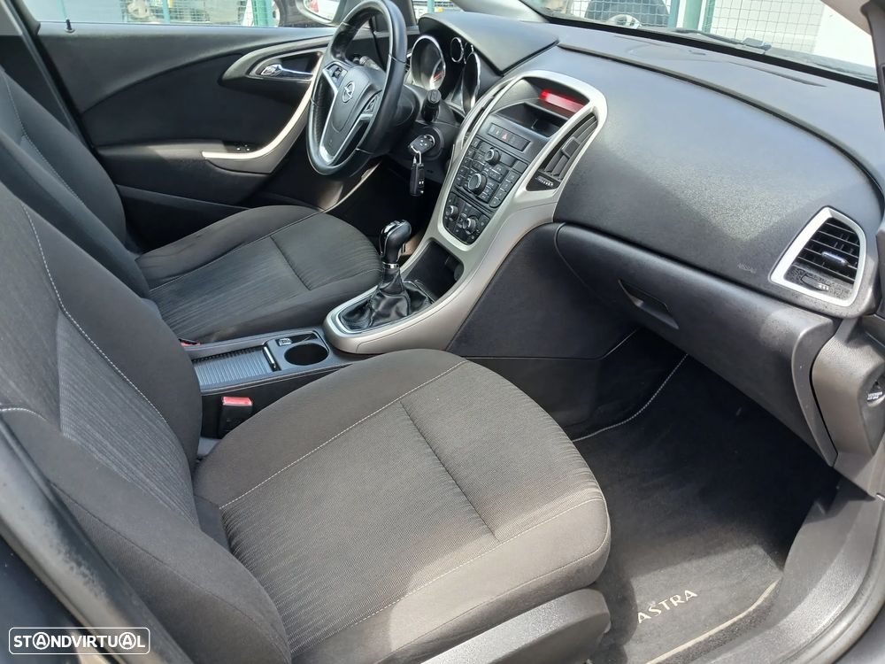 Opel Astra Sports Tourer 1.7 CDTi Enjoy - 22