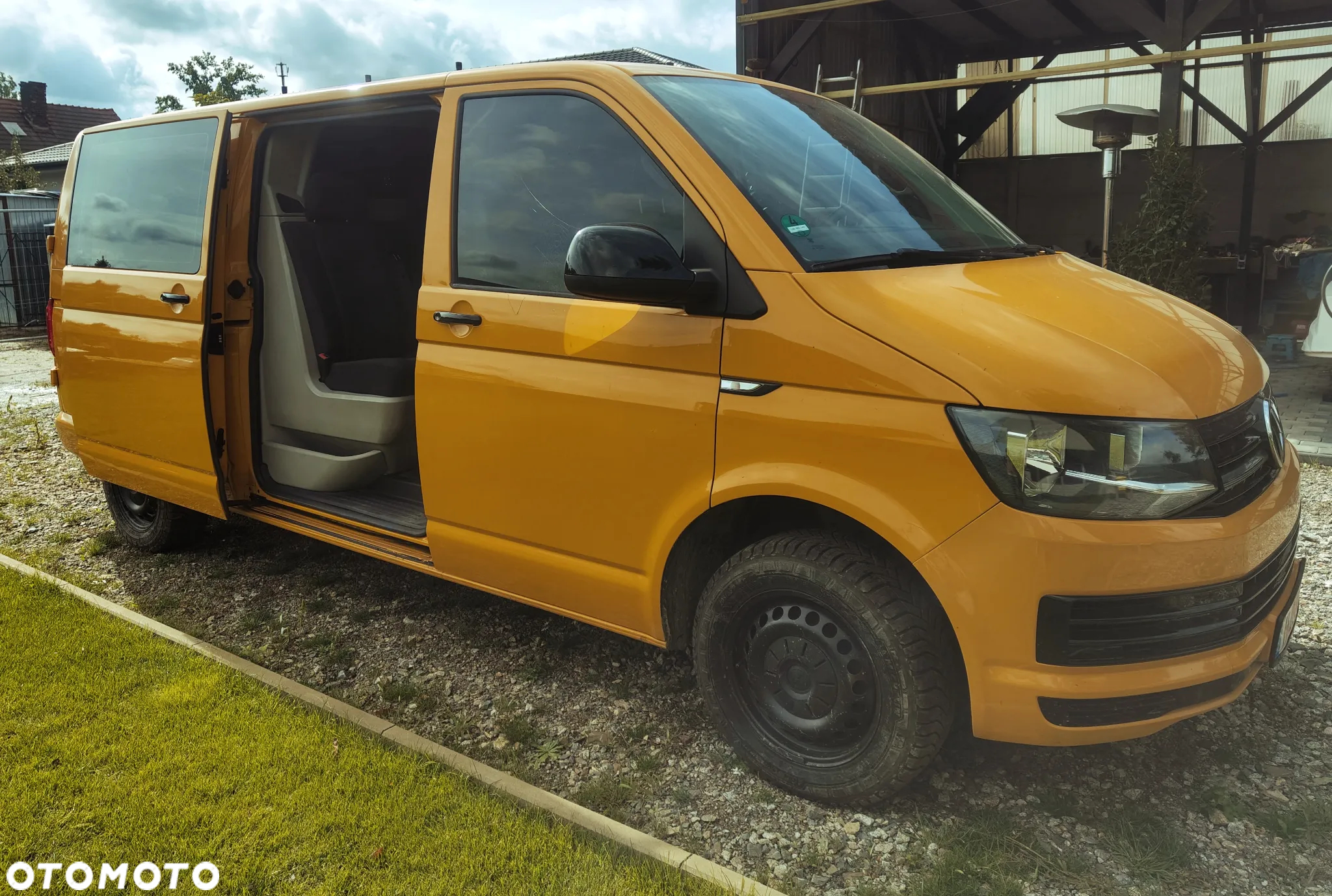 Volkswagen Transporter - 4