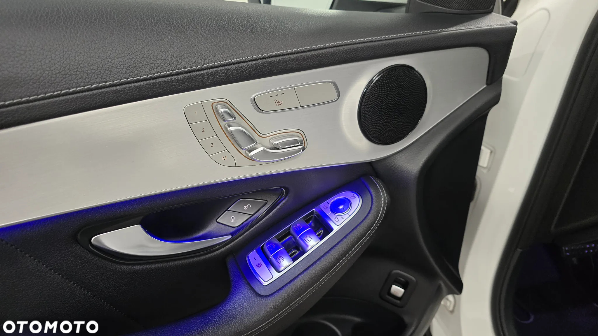 Mercedes-Benz GLC 300 de 4Matic 9G-TRONIC AMG Line Plus - 16