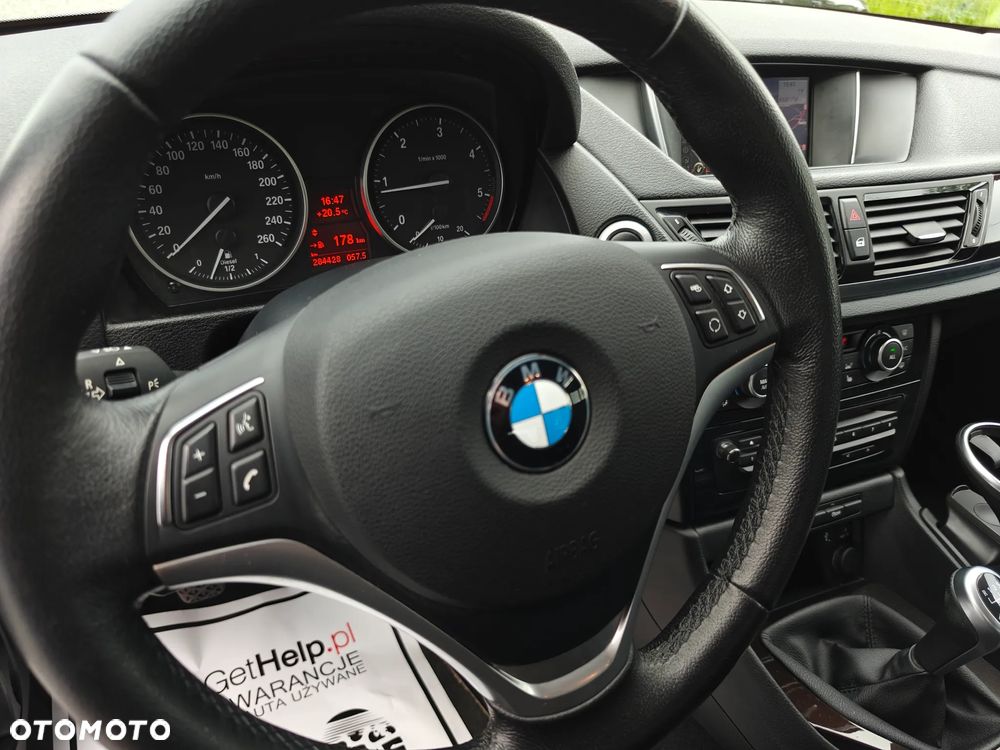 BMW X1 sDrive18d Sport Line - 14