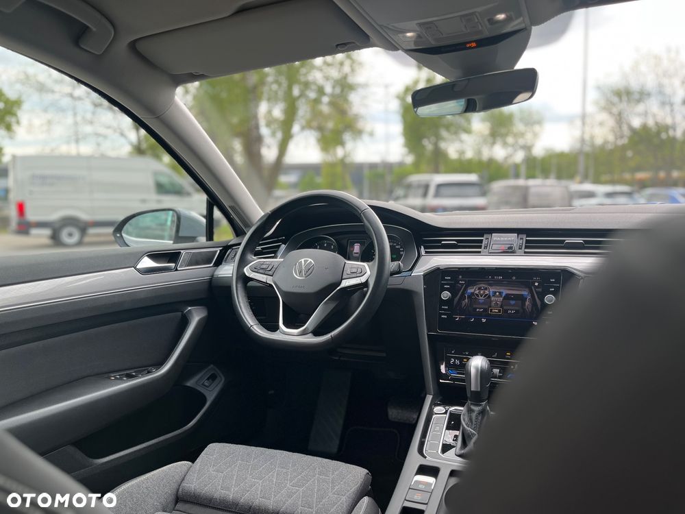 Volkswagen Passat Variant 1.5 TSI EVO Business DSG - 16