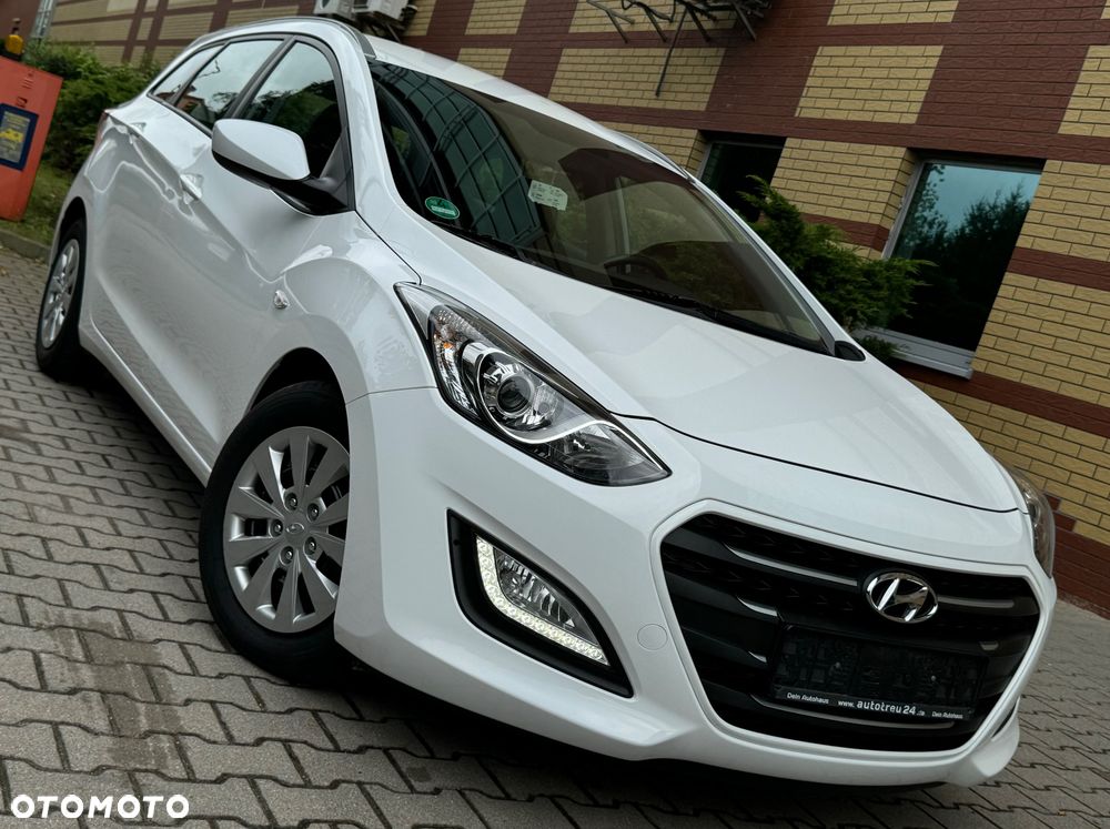 Hyundai i30 i30cw 1.6 CRDi Trend - 2
