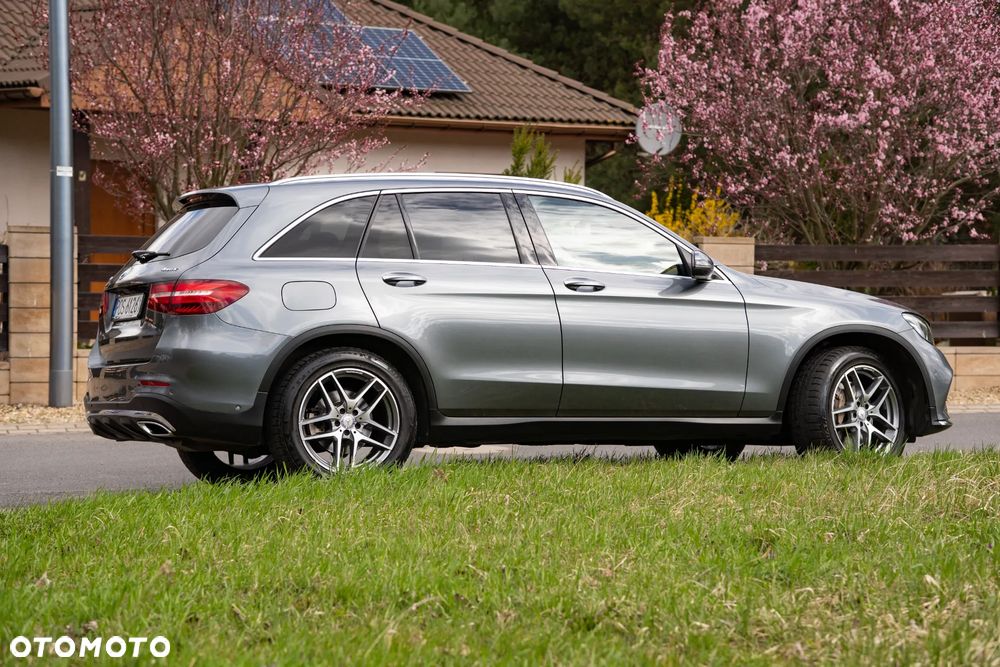 Mercedes-Benz GLC - 6