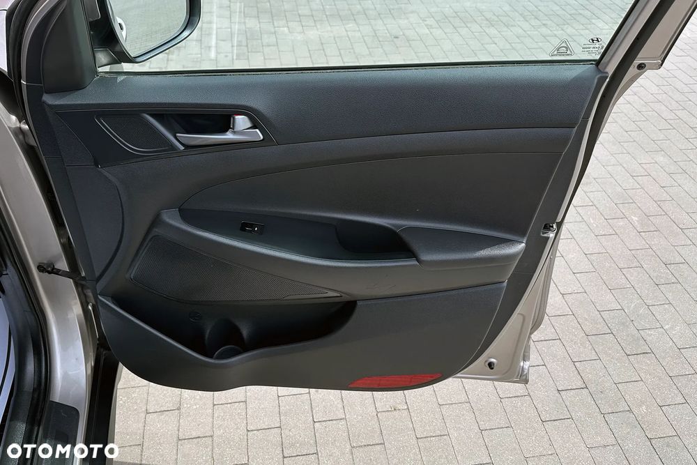 Hyundai Tucson 2.0 CRDI 2WD Style - 35