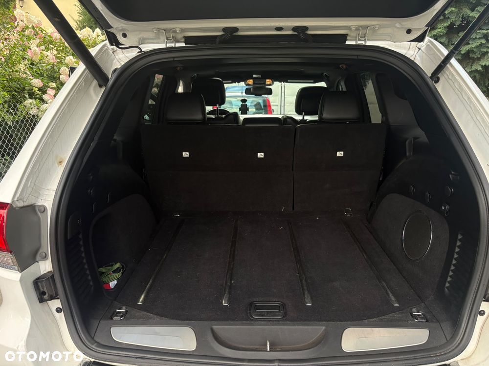 Jeep Grand Cherokee - 9