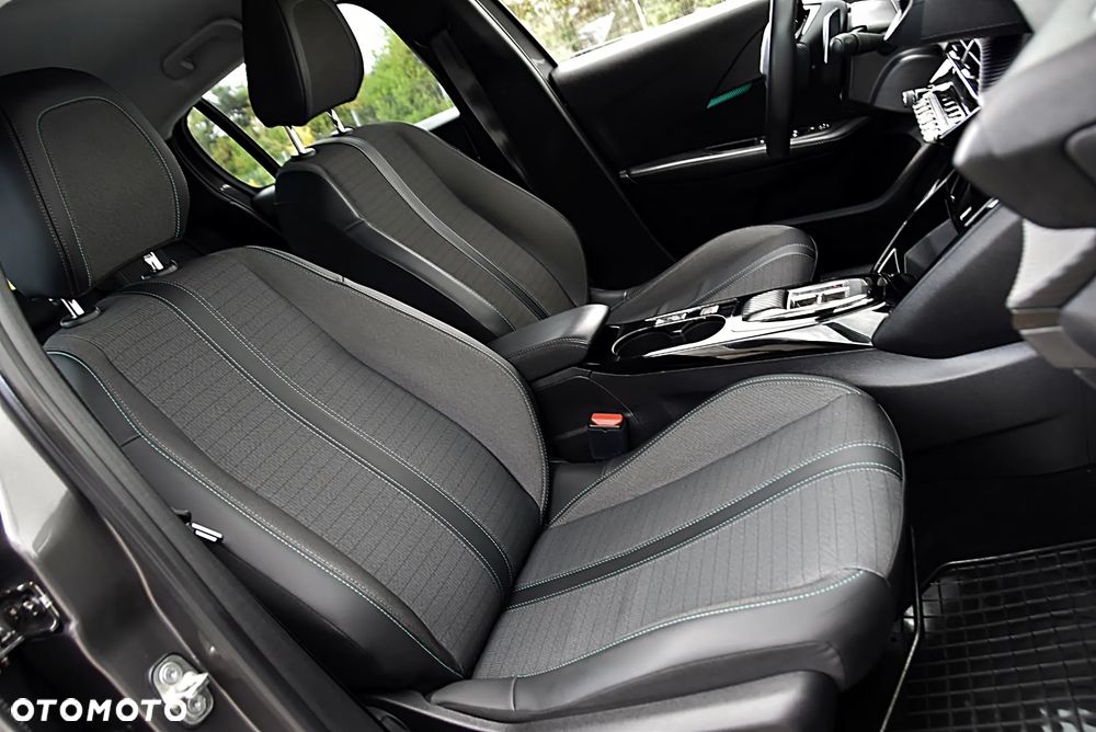 Peugeot 208 1.2 PureTech Allure S&S EAT8 - 21