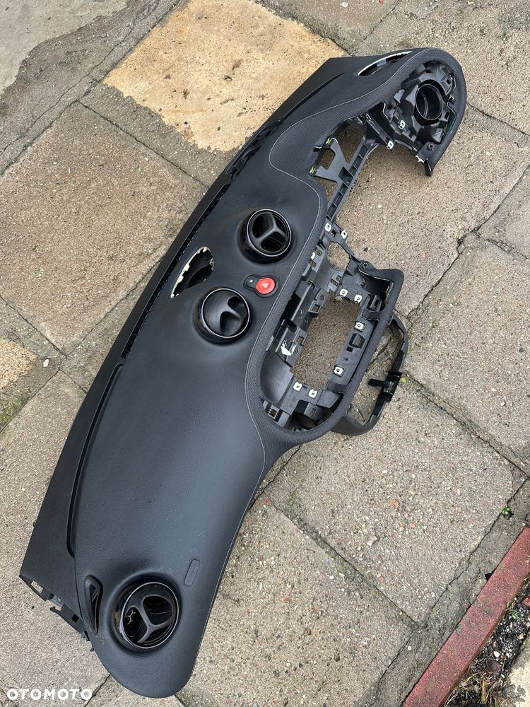 SMART 453  BRABUS skórzana konsola UK air bag poduszki kokpit deska pulpit Anglik nawiew dekor poduszka air bag pasażera - 13