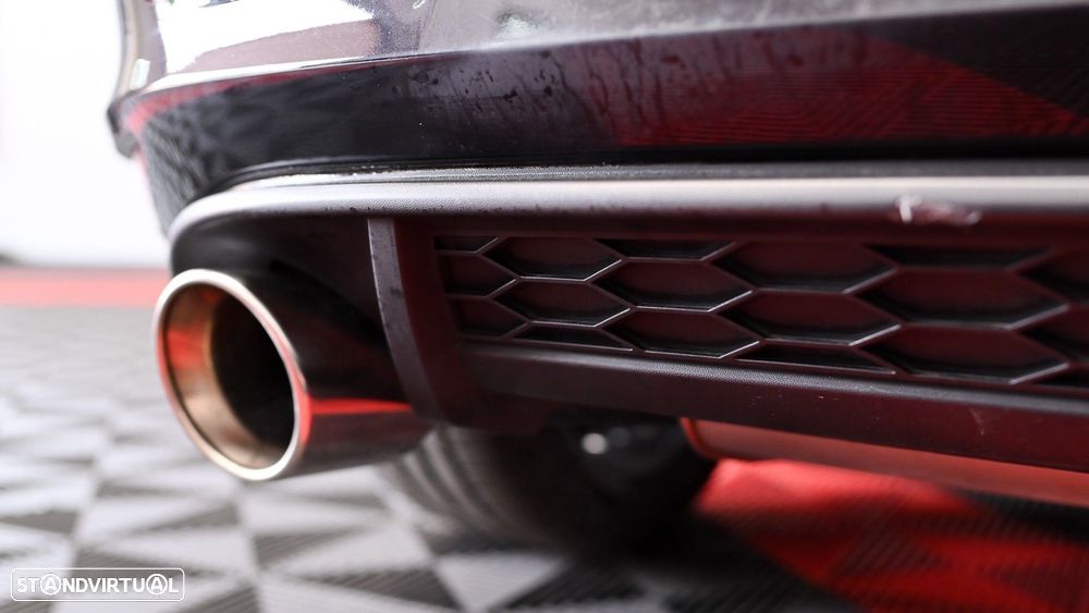 VW Golf 2.0 TSi GTi DSG - 30