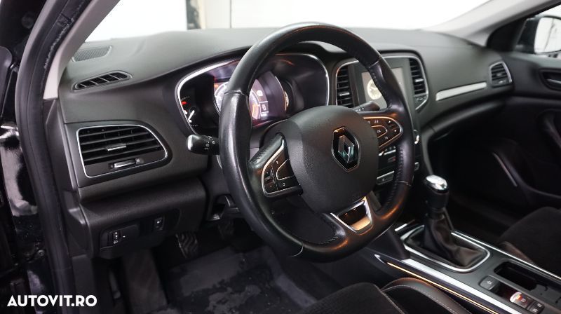 Renault Megane TCe GPF Intens - 24