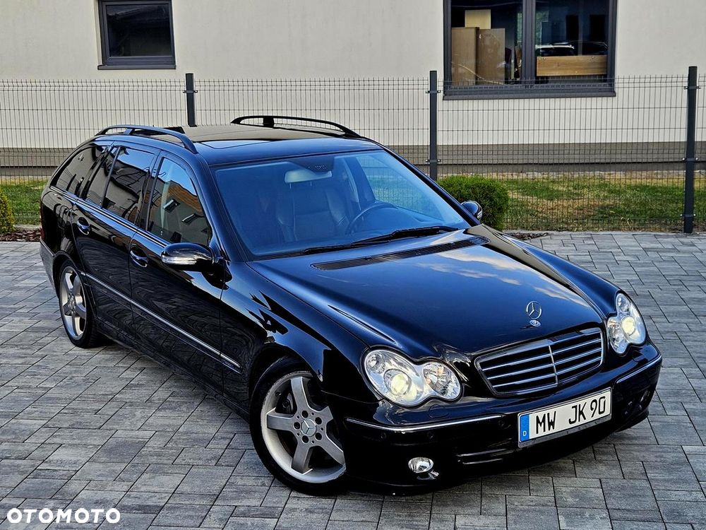 Mercedes-Benz Klasa C 300 7G-TRONIC Avantgarde - 17