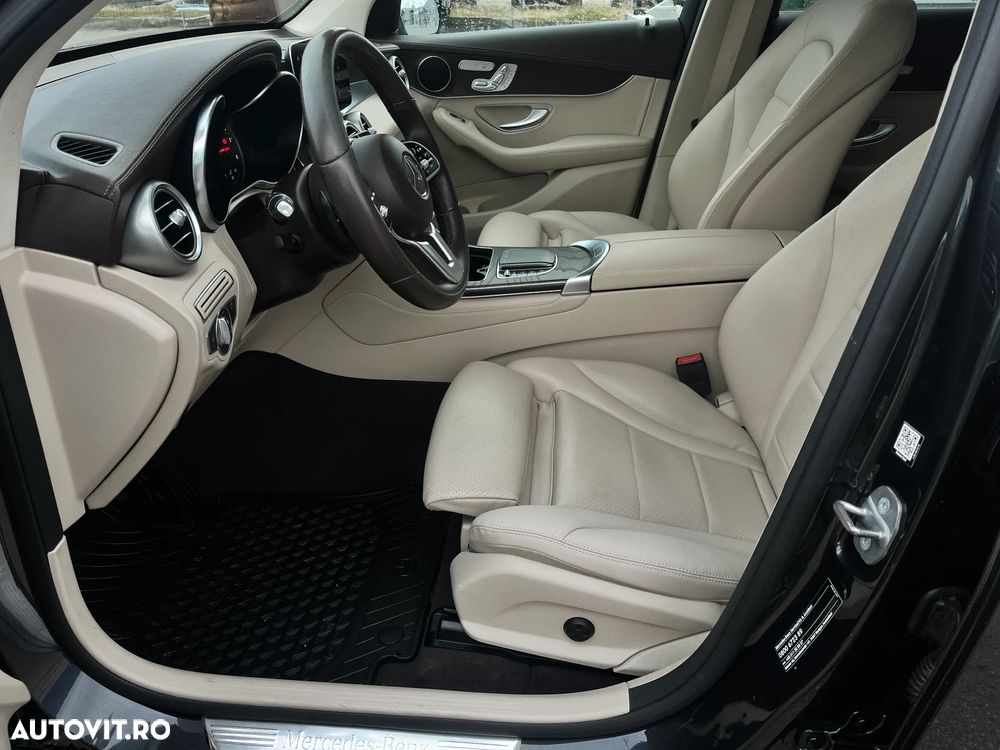 Mercedes-Benz GLC 220 d 4MATIC - 10