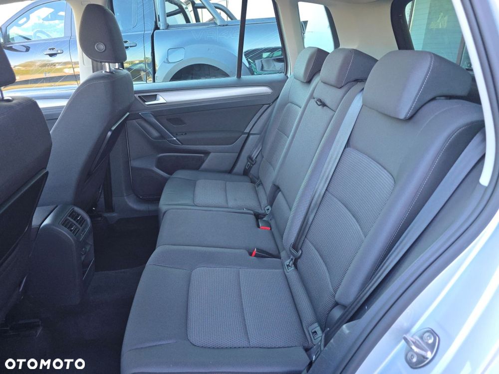 Volkswagen Golf Sportsvan 1.6 TDI BlueMotion Technology Comfortline - 21