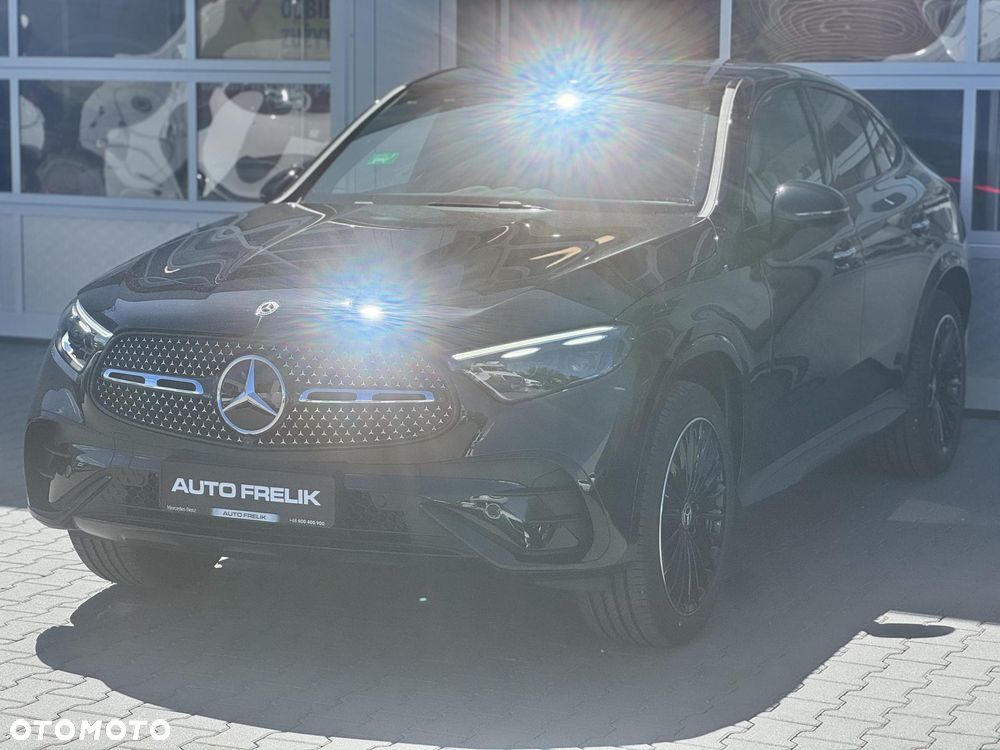Mercedes-Benz GLC 300 e PHEV 4-Matic AMG Line - 4