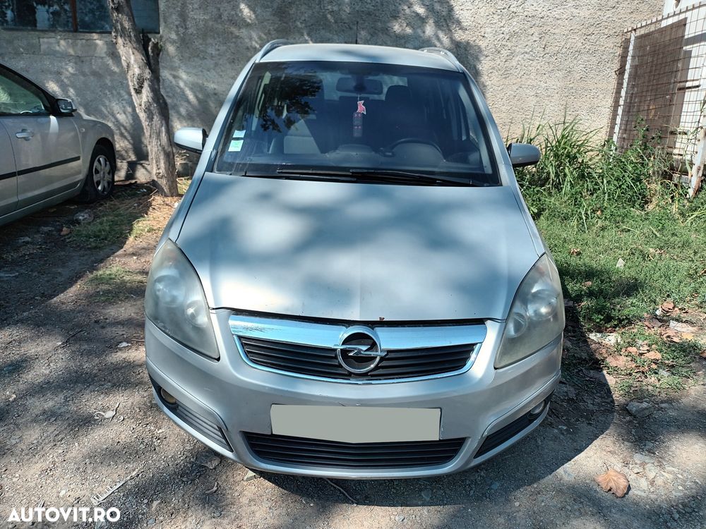Dezmembrari  Opel ZAFIRA B  2005  > 0000 1.9 CDTI Motorina - 42