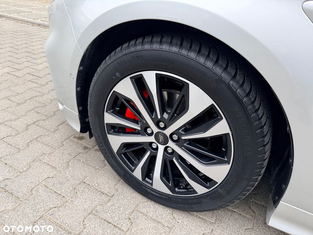 Ford S-Max - 14