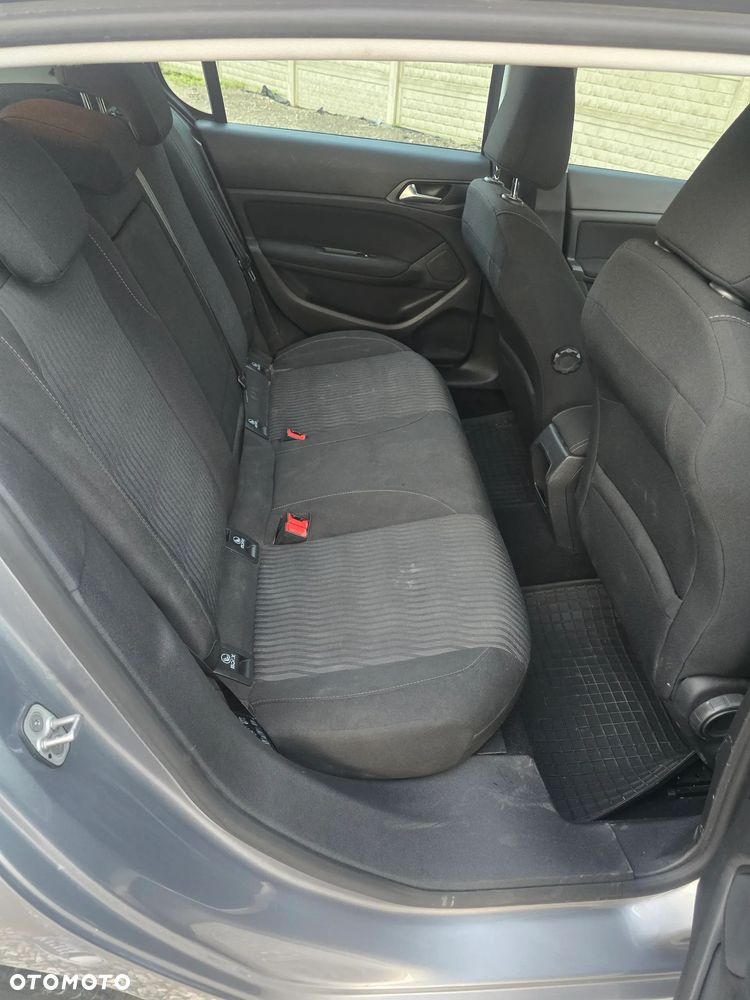 Peugeot 308 e-HDi 115 Stop & Start Allure - 21