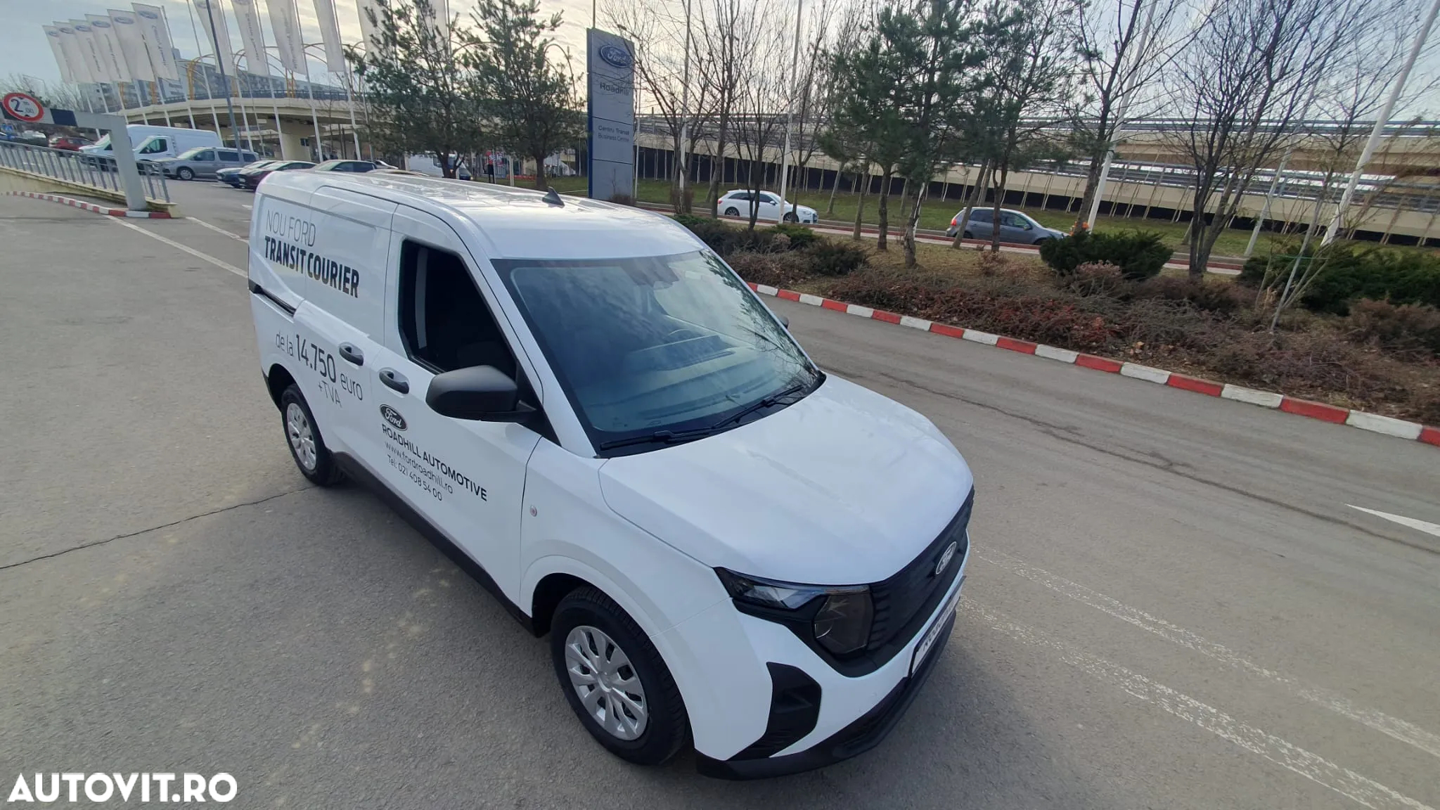 Ford Courier - 12
