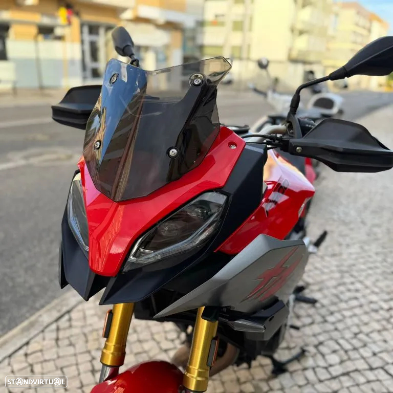 BMW F 900 XR - 12