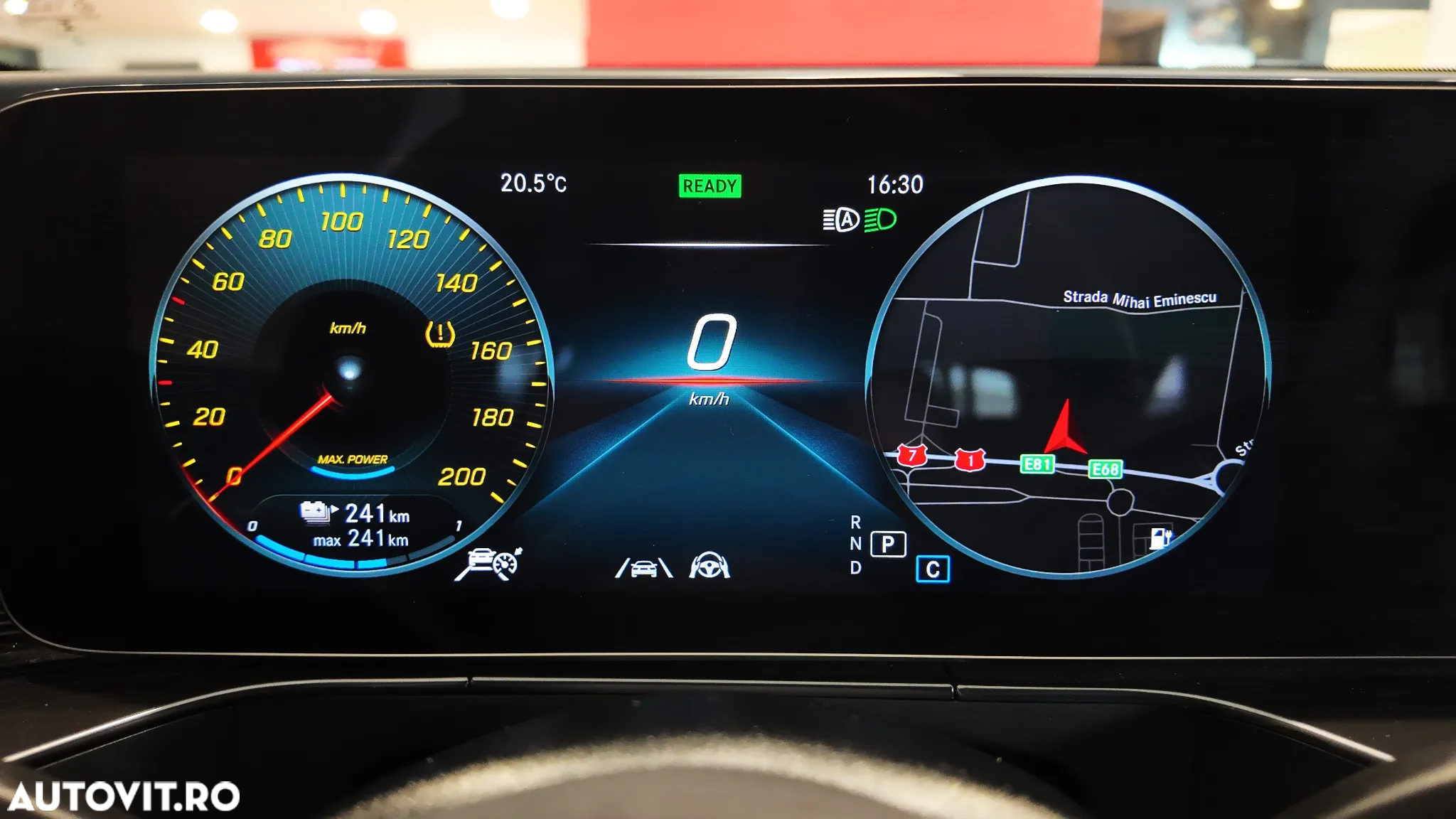 Mercedes-Benz EQC 400 4MATIC - 23