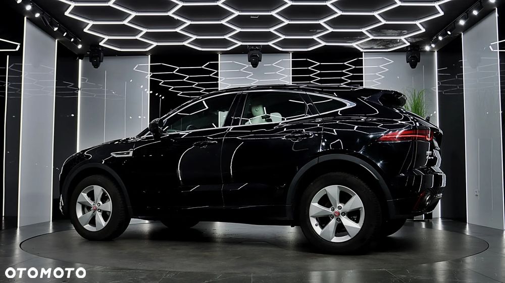 Jaguar E-Pace 2.0 i4D FWD R-Dynamic S - 4