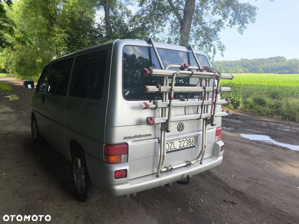 Volkswagen Multivan - 4