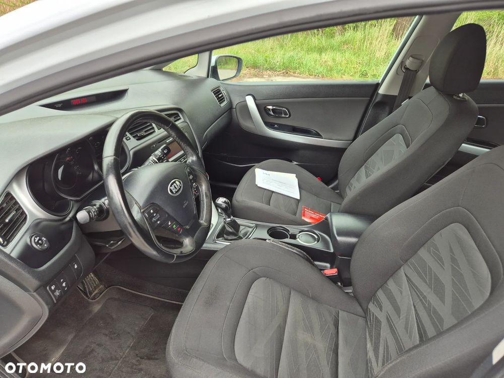 Kia Ceed 1.4 CVVT Fifa World Cup Edition - 22
