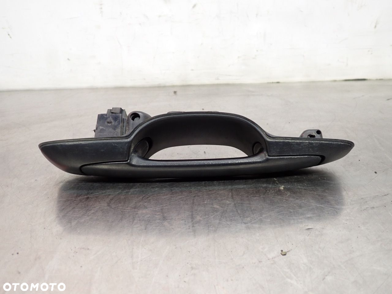 KLAMKA LEWA TYLNA ZEWNĘTRZNA SUZUKI GRAND VITARA I LIFT 82820-65D00 - 2