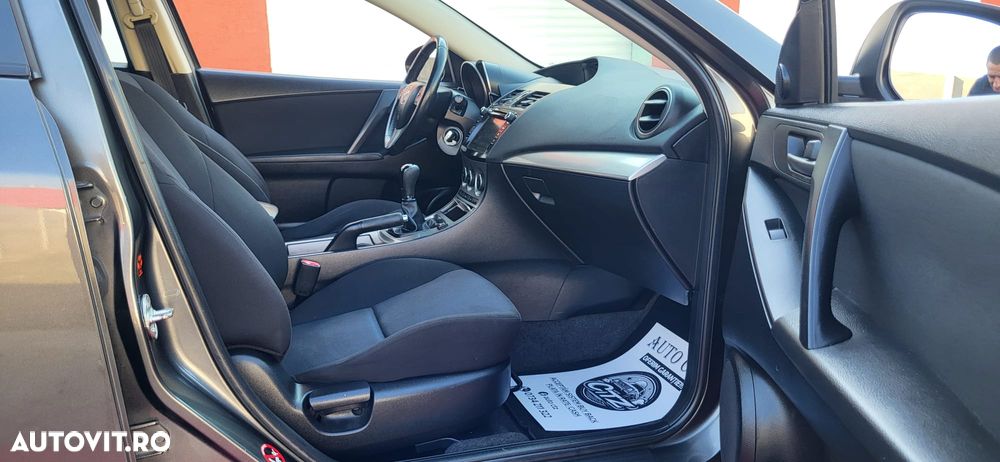 Mazda 3 1.6i CE - 18