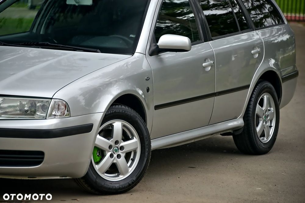 Skoda Octavia 1.9 TDI Combi Ambiente - 12