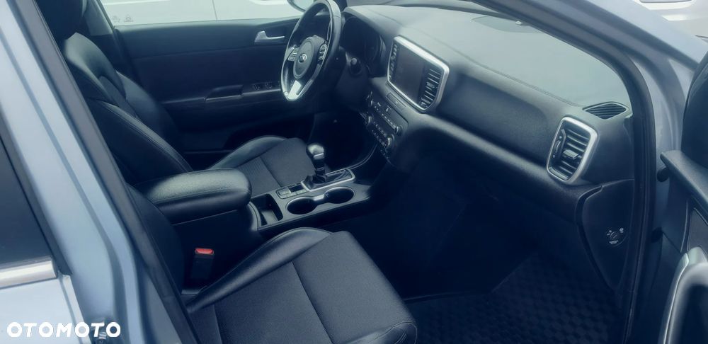 Kia Sportage 1.6 CRDI MHEV Black Edition 2WD DCT - 10