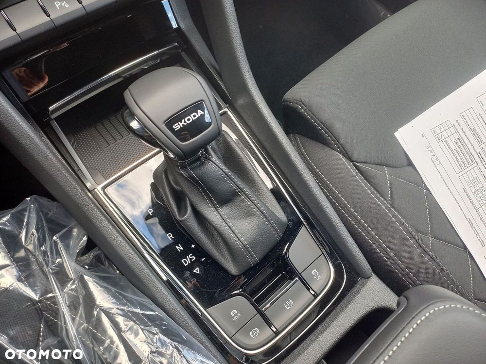 Skoda Karoq 1.5 TSI ACT Sportline DSG - 14