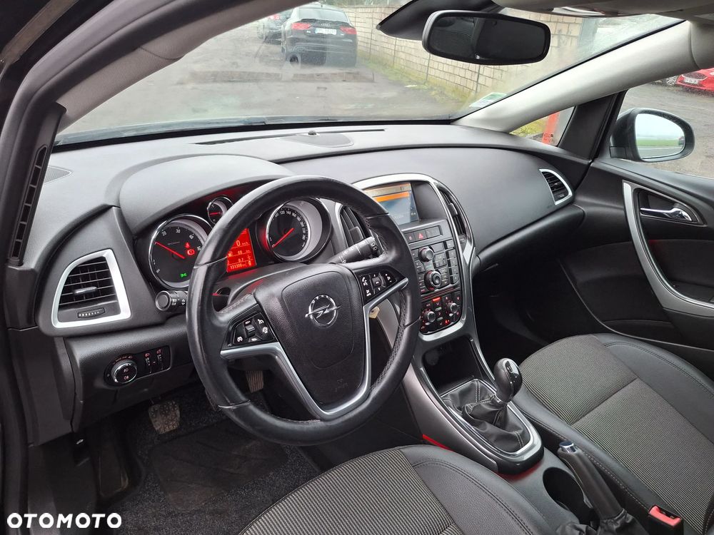 Opel Astra 1.7 CDTI Cosmo - 8